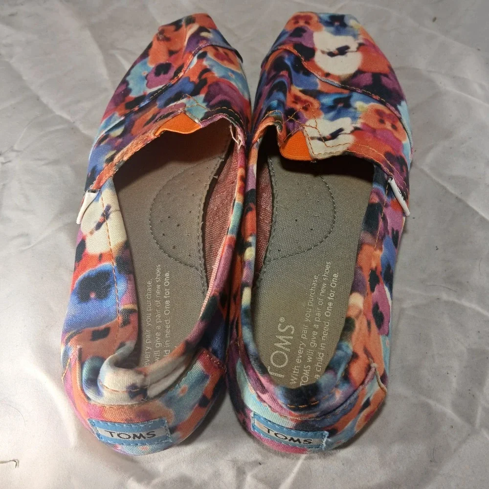 TOMS Women's Floral Canvas Slip On Shoes Flats‎ Size 7.5
